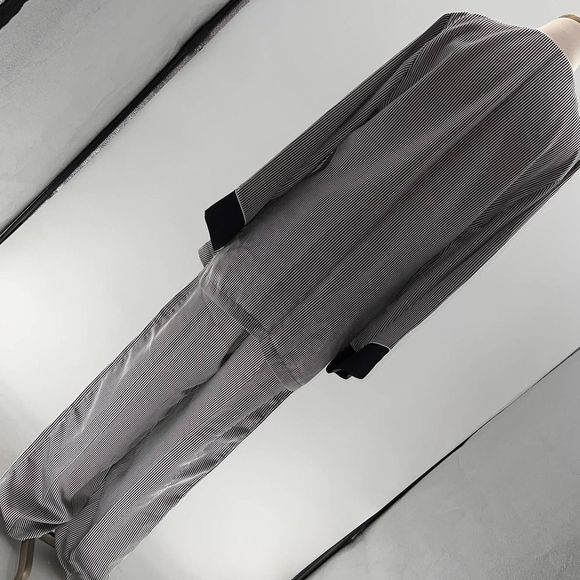 Victoria's Secret Black/White Striped Long Sleeve Silk Like Pajama Set-M - Picture 2 of 16